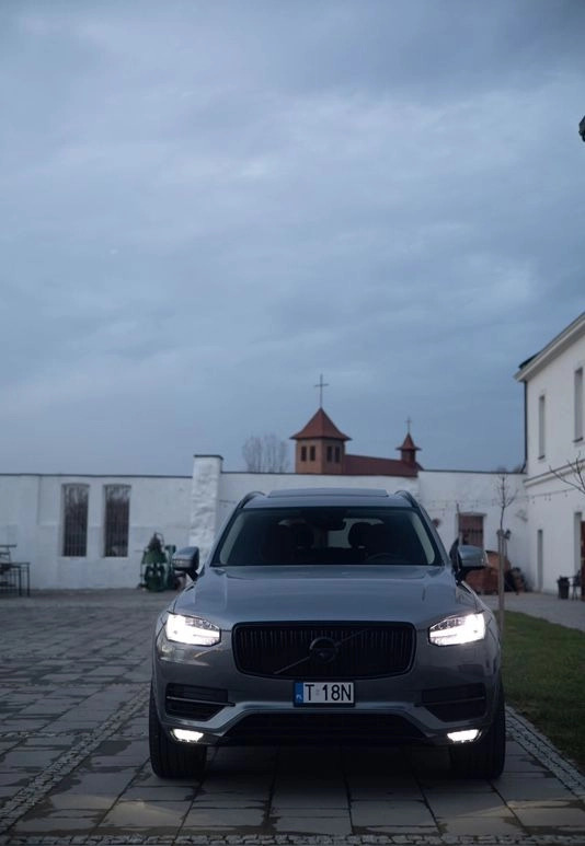 Volvo XC 90 cena 142000 przebieg: 97600, rok produkcji 2016 z Kraków małe 781